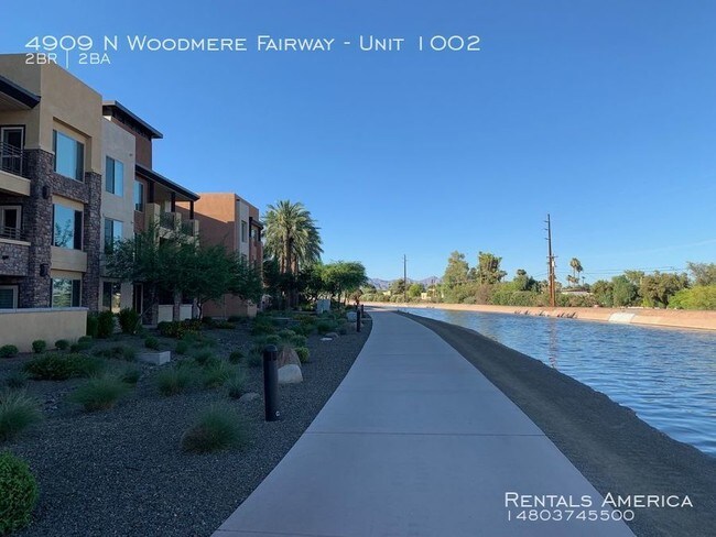 Building Photo - MOVE IN SPECIAL