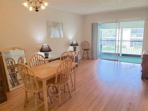 Building Photo - 4271 NW 89th Ave