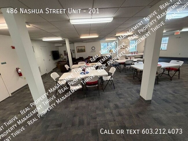 Building Photo - 486 Nashua St