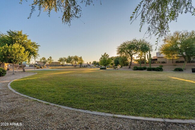 Primary Photo - 9325 E Pershing Ave