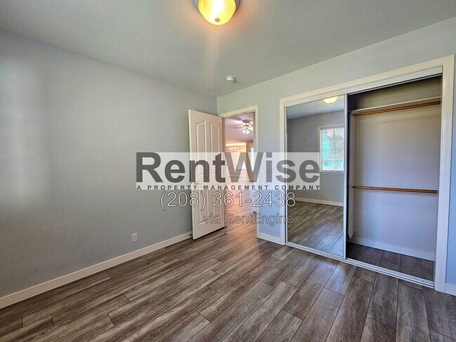 Building Photo - 11338 W Marlinwood St