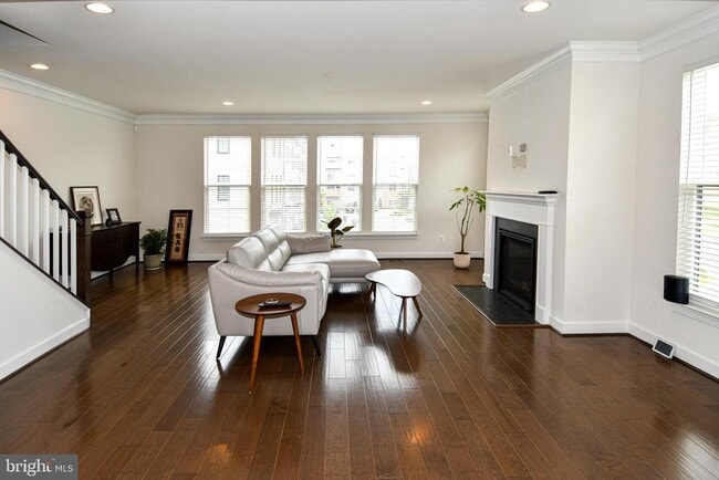 Building Photo - 13825 Estuary Pl