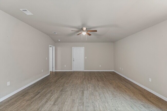 Building Photo - 3210 Electra Dr