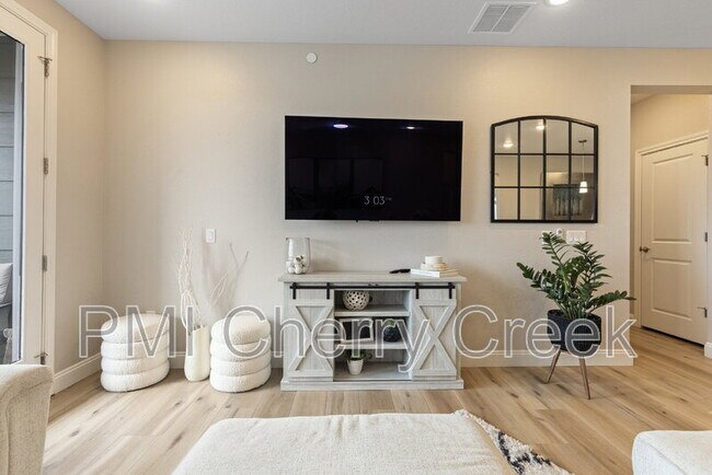 Building Photo - 9570 Accord Ln