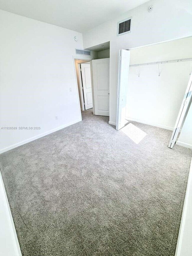 Building Photo - 15549 SW 280th St