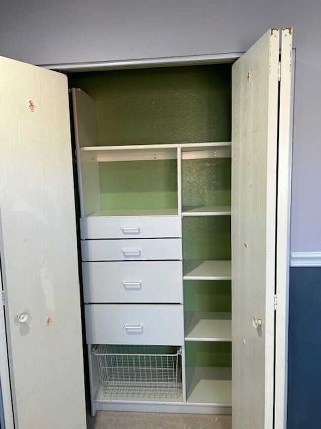 Building Photo - 2 Bedrooms PLUS Den NW Tucson