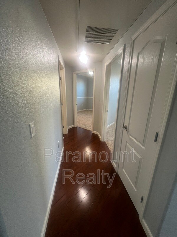 Building Photo - 700 S Abel St