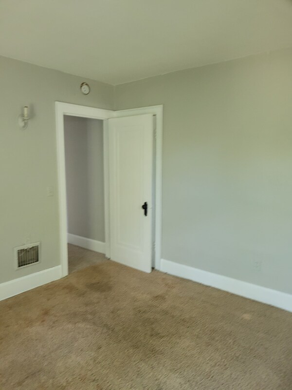 Building Photo - 1725 Talbot St