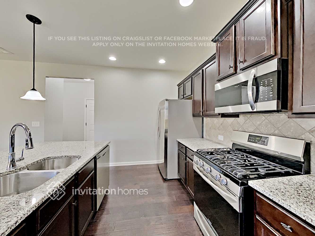 Building Photo - 5923 Park Bay Ct