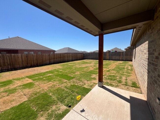 Building Photo - Welcome to Vander Ranch!