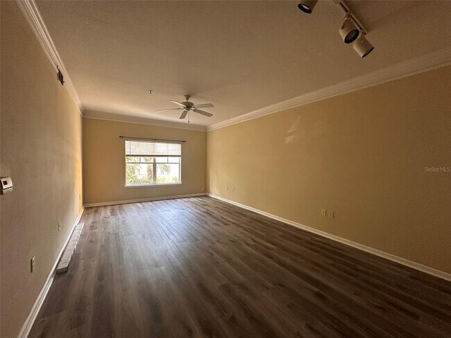 Building Photo - 4207 S Dale Mabry Hwy