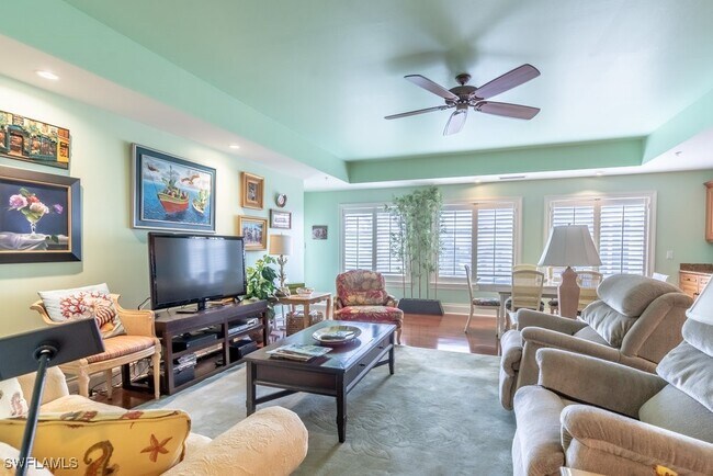 Building Photo - 300 3rd Ave S