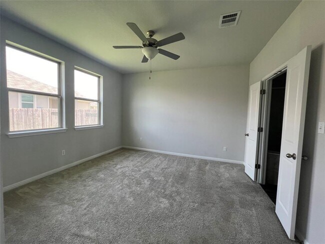 Building Photo - 141 Tucana St