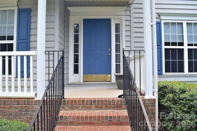 Building Photo - 2941 Glen Summit Dr