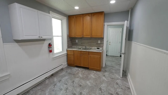 Building Photo - 58 Franklin St