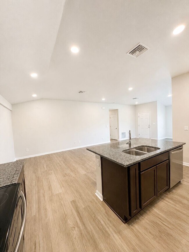 Building Photo - Move in Special + Pets Allowed