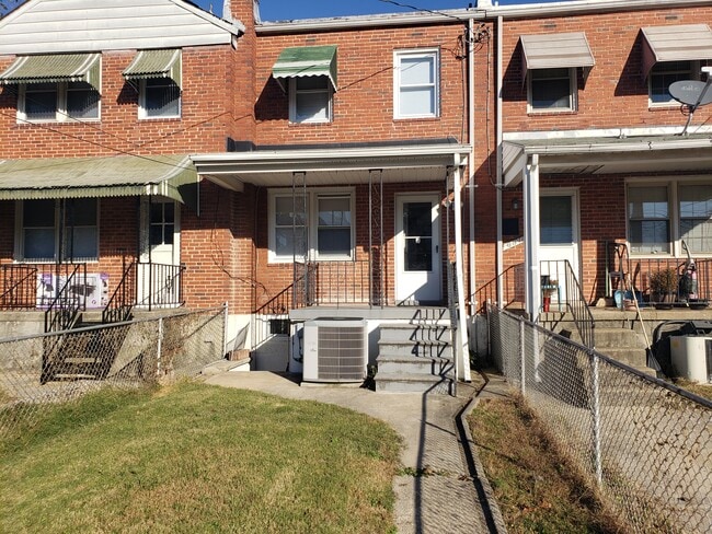 Building Photo - 6947 Belclare Rd