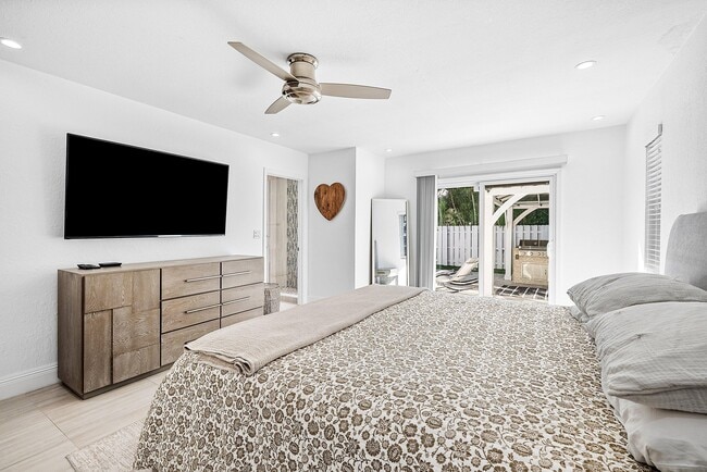 Building Photo - 124 Oregon Ln