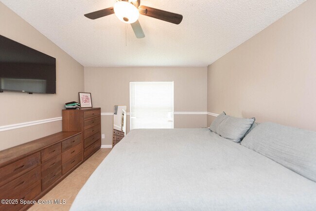 Building Photo - 2667 Deercroft Dr