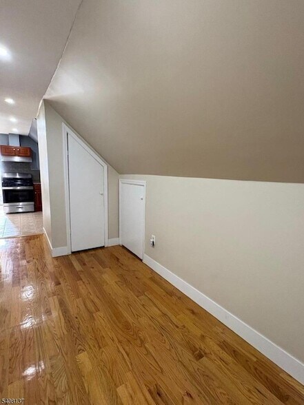 Building Photo - 121 Rutgers St