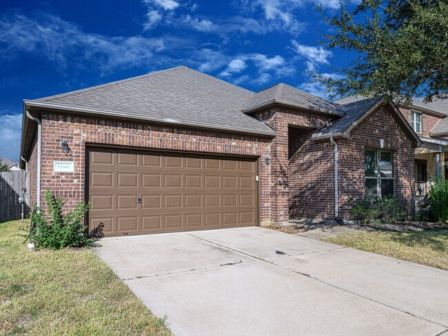 Building Photo - 11103 Avery Oaks Ln