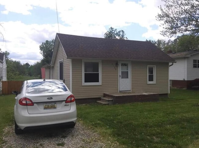 Building Photo - 6126 S Huron River Dr