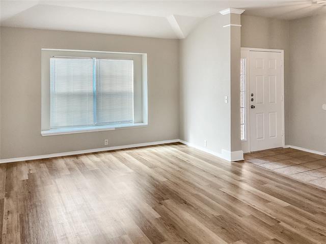 Building Photo - 8429 Beaufort Ct