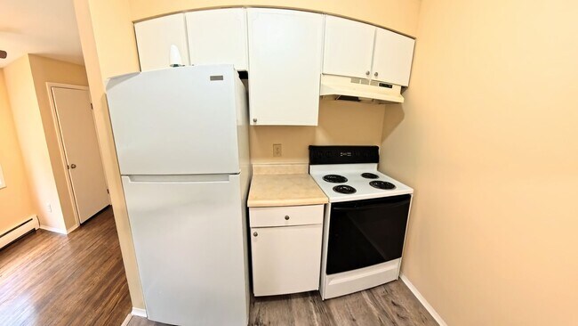 Building Photo - 146 Woodhill Dr