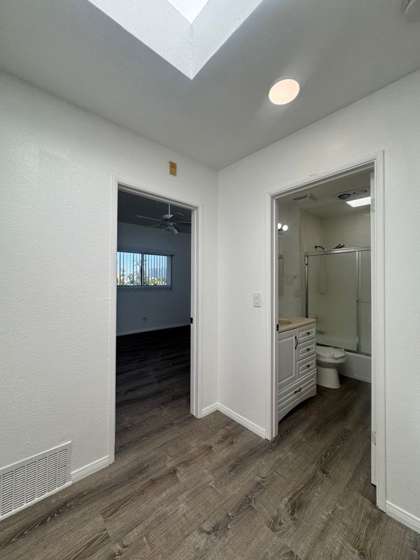 Building Photo - 2715 Abbot Kinney Blvd