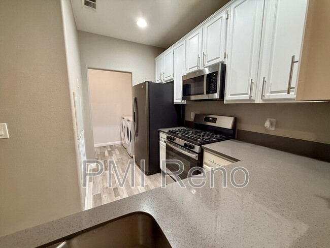 Building Photo - 900 S Meadows Pkwy