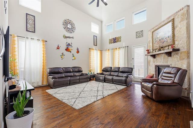 Building Photo - 12054 Brownwood Dr