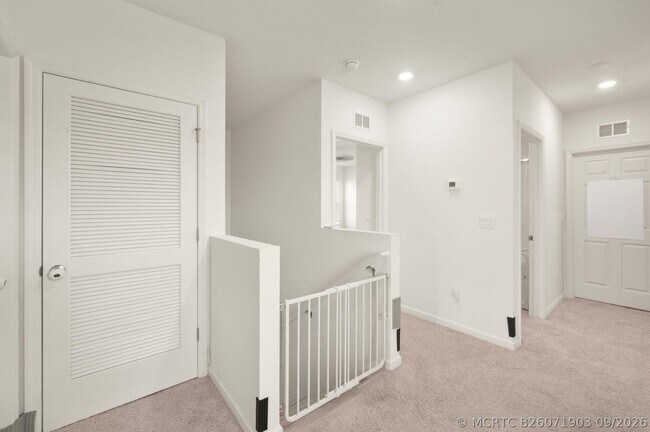 Building Photo - 10764 SW Vasari Way