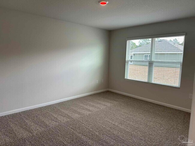 Building Photo - 5948 Laurel Oak Dr
