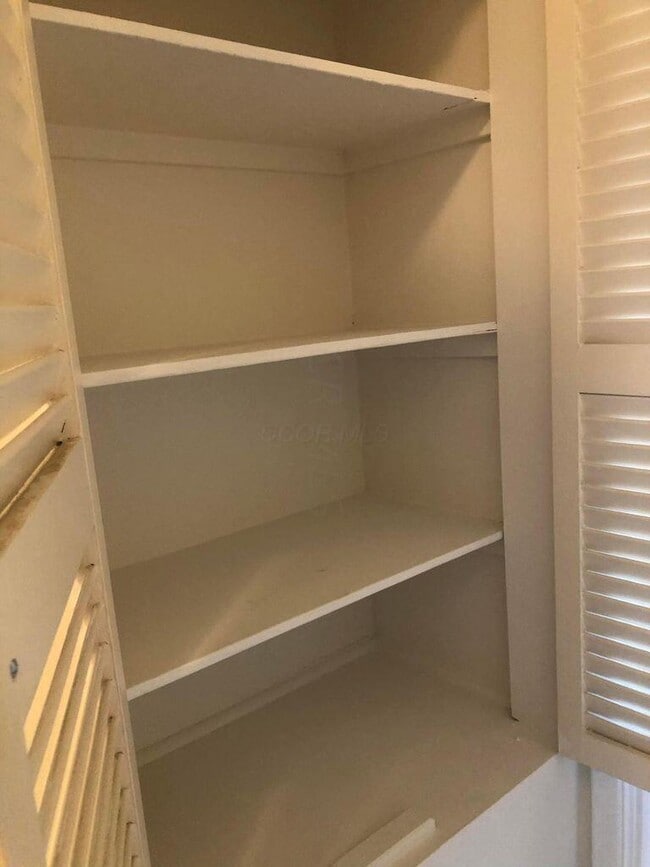 Building Photo - 1391 Bluff Ave