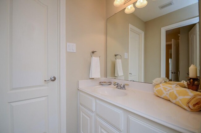 Building Photo - 22503 Rippling Shore Ct