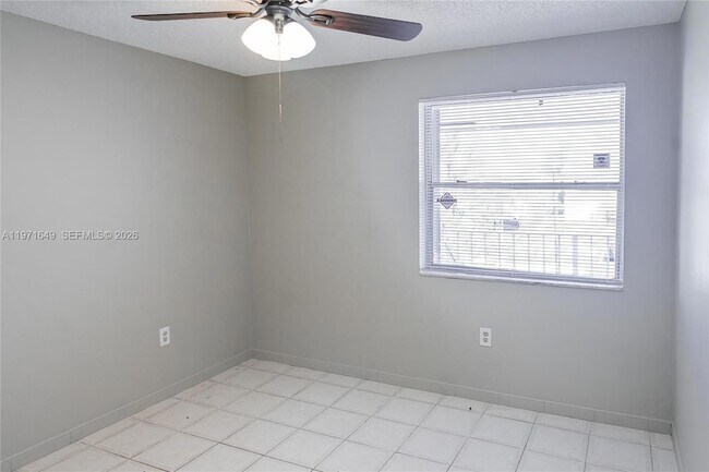 Building Photo - 8480 SW 154th Cir Ct