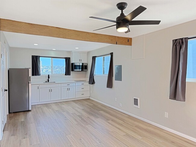 Building Photo - Beautiful Studio Style Condo in Morena w/ ...