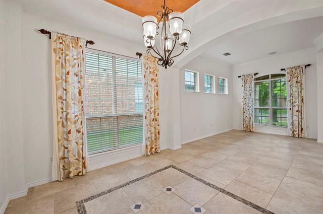 Building Photo - 2404 Windgate Dr