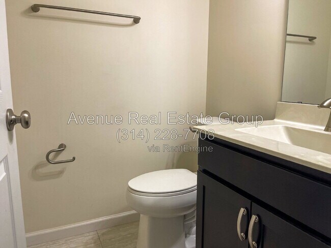 Building Photo - 110 Pearl Vista Ct