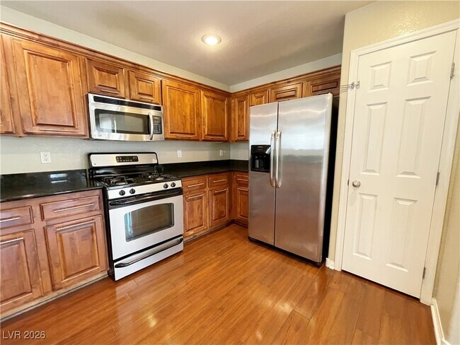 Building Photo - 1176 Claire Rose Ave