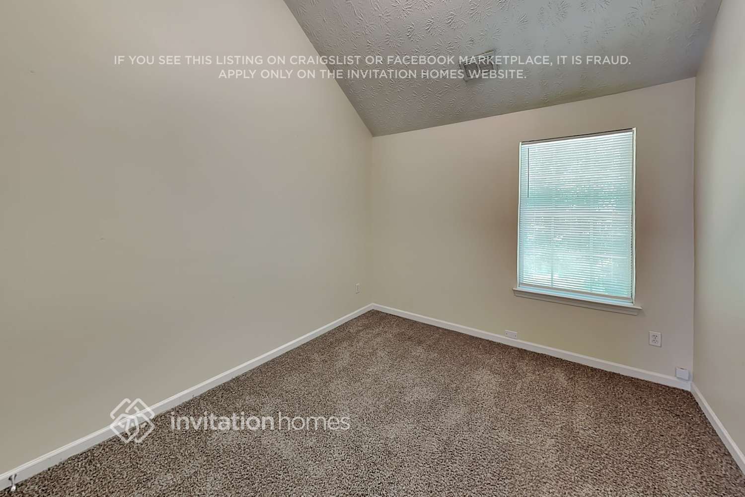 Building Photo - 3985 Melanie Woods Dr