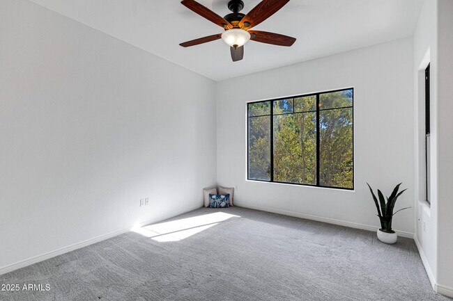 Building Photo - 2989 N 44th St