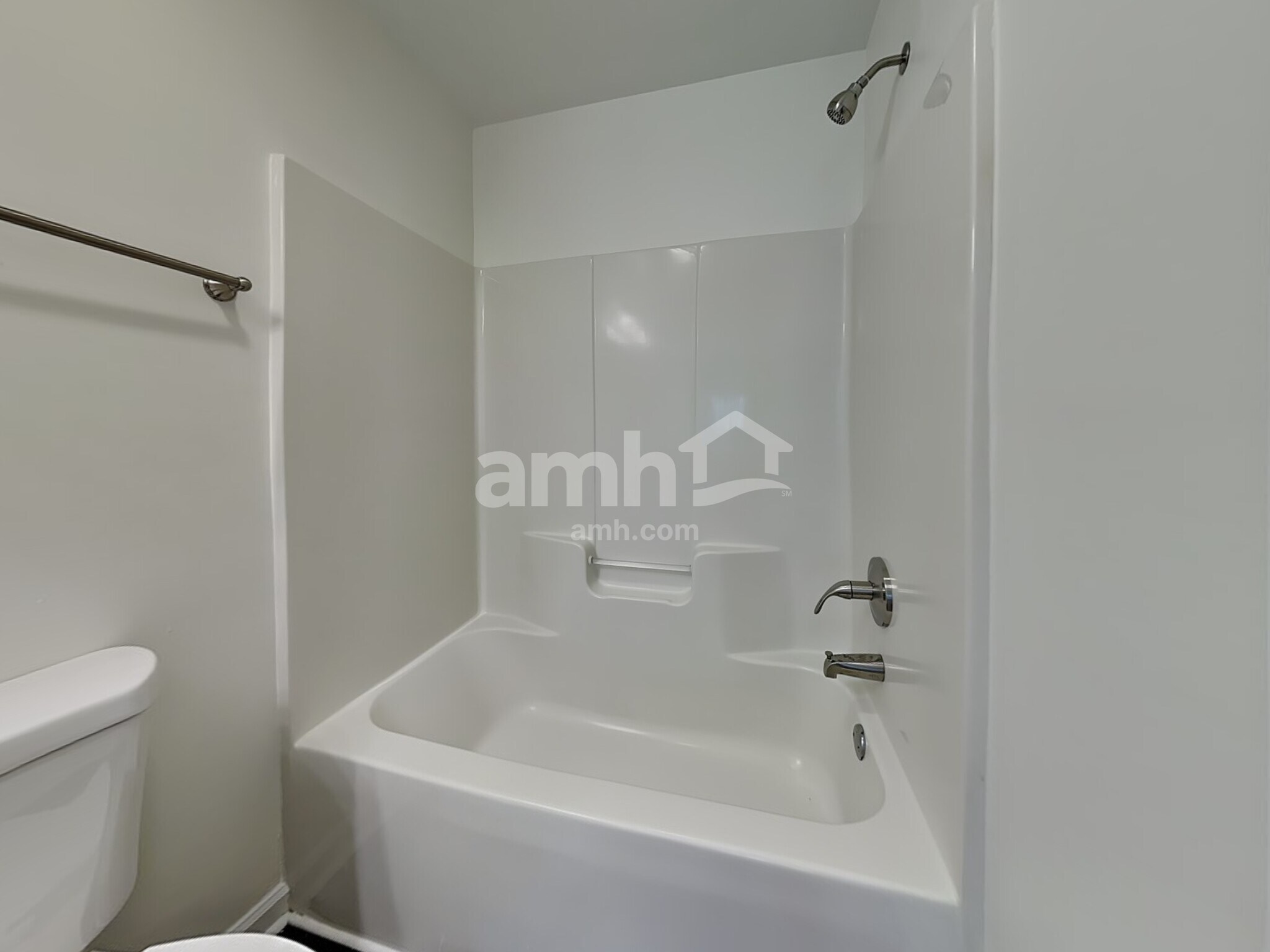 Building Photo - 5715 Regent Village Dr