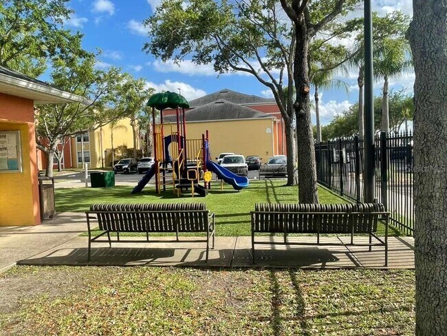 Building Photo - 3502 Windy Walk Way