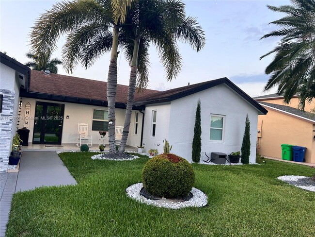 Primary Photo - 9571 NW 52nd St