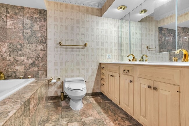 Building Photo - PENDING