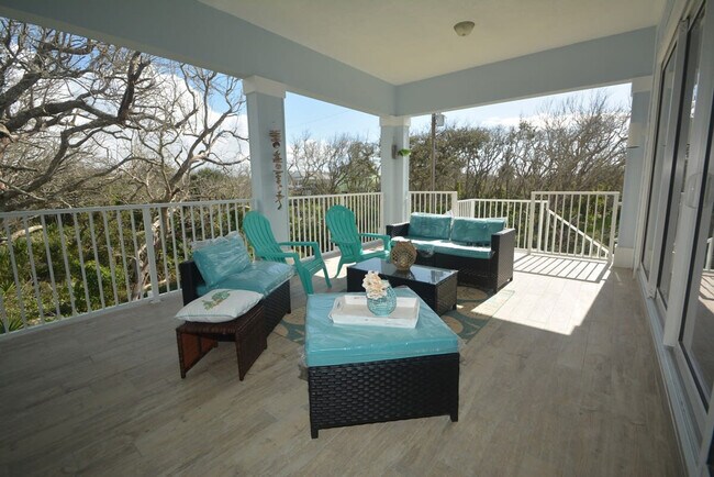 Building Photo - 36 Moody Dr