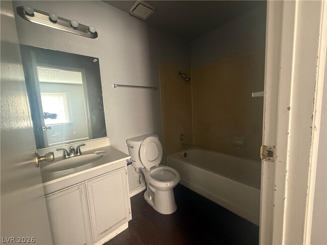 Building Photo - 2853 Wheelwright Dr