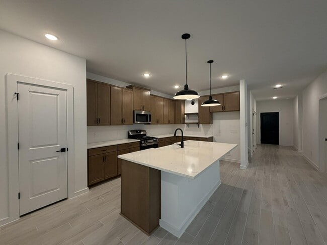 Building Photo - 4727 Bay Vista Dr