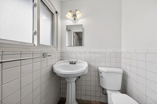 Building Photo - 10412 Gardo Ct